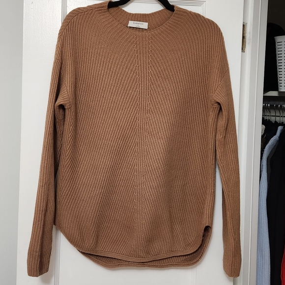 Aritzia Babaton Chalmers Sweater size small - Picture 4 of 10